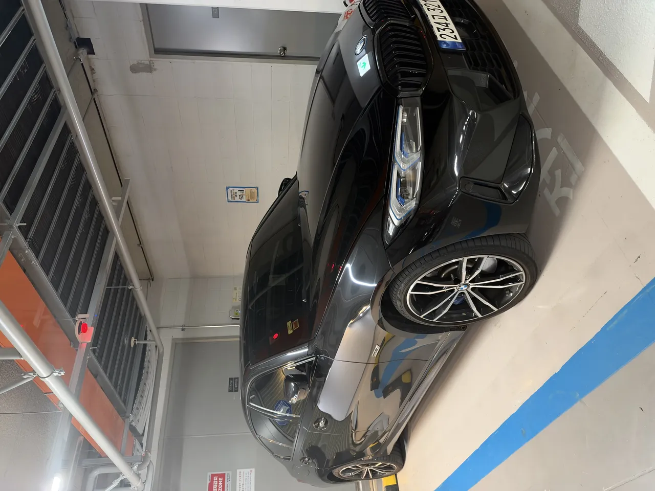 2023 BMW 3-Series 330e M Sport