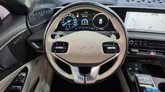 2022 Kia K8 Signature — фото 13
