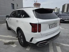 2023 Kia Sorento HEV 1.6 4WD — фото 4
