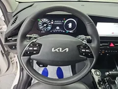 2022 Kia Niro Prestige — фото 9