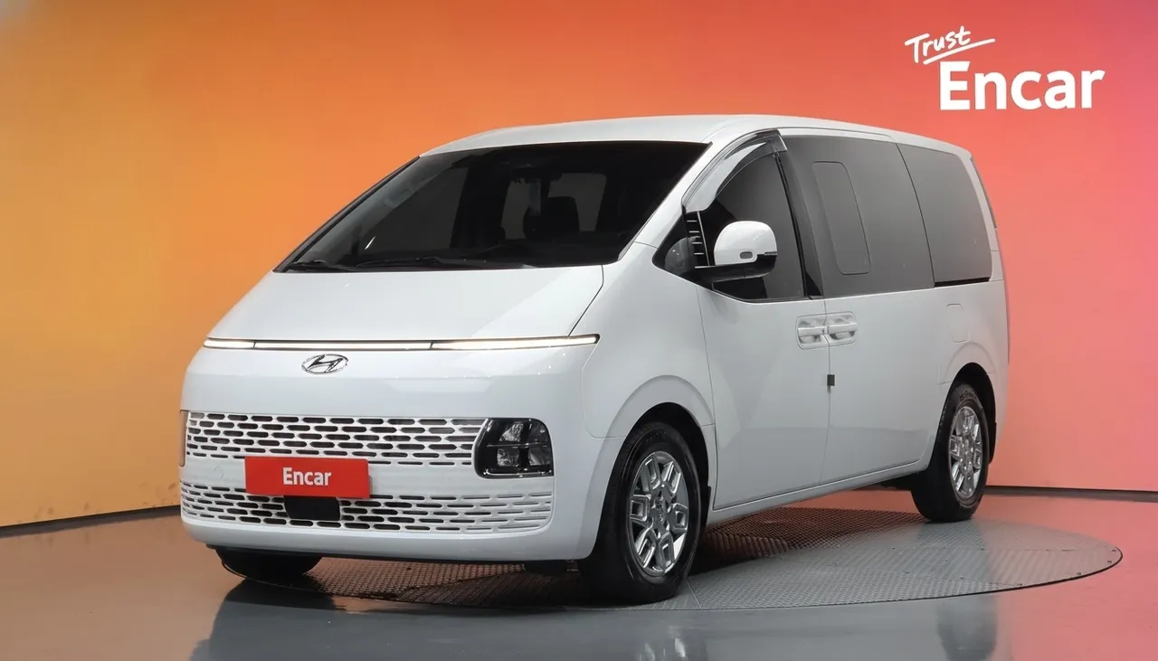 2023 Hyundai Staria Cargo 5-Seater