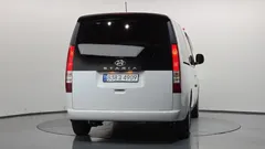 2023 Hyundai Staria Cargo 5-Seater — фото 4