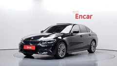 2022 BMW 3-Series 320i Luxury — фото 1