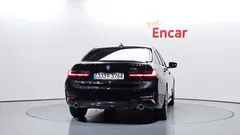 2022 BMW 3-Series 320i Luxury — фото 4