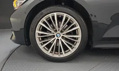 2022 BMW 3-Series 320i Luxury — фото 5