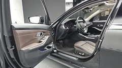 2022 BMW 3-Series 320i Luxury — фото 10