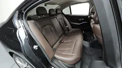 2022 BMW 3-Series 320i Luxury — фото 11