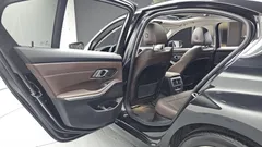 2022 BMW 3-Series 320i Luxury — фото 12