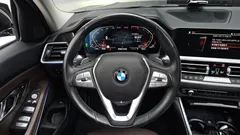 2022 BMW 3-Series 320i Luxury — фото 13