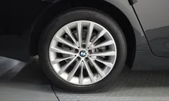 2023 BMW 5-Series 520i Luxury — фото 5