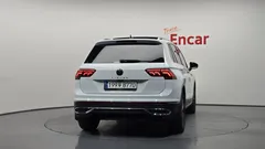 2023 Volkswagen Tiguan 2.0 TDI Prestige — фото 4