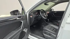 2023 Volkswagen Tiguan 2.0 TDI Prestige — фото 10