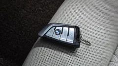 2022 BMW 5-Series M550i xDrive — фото 16