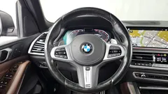 2022 BMW X5 xDrive 40i M Sport — фото 17