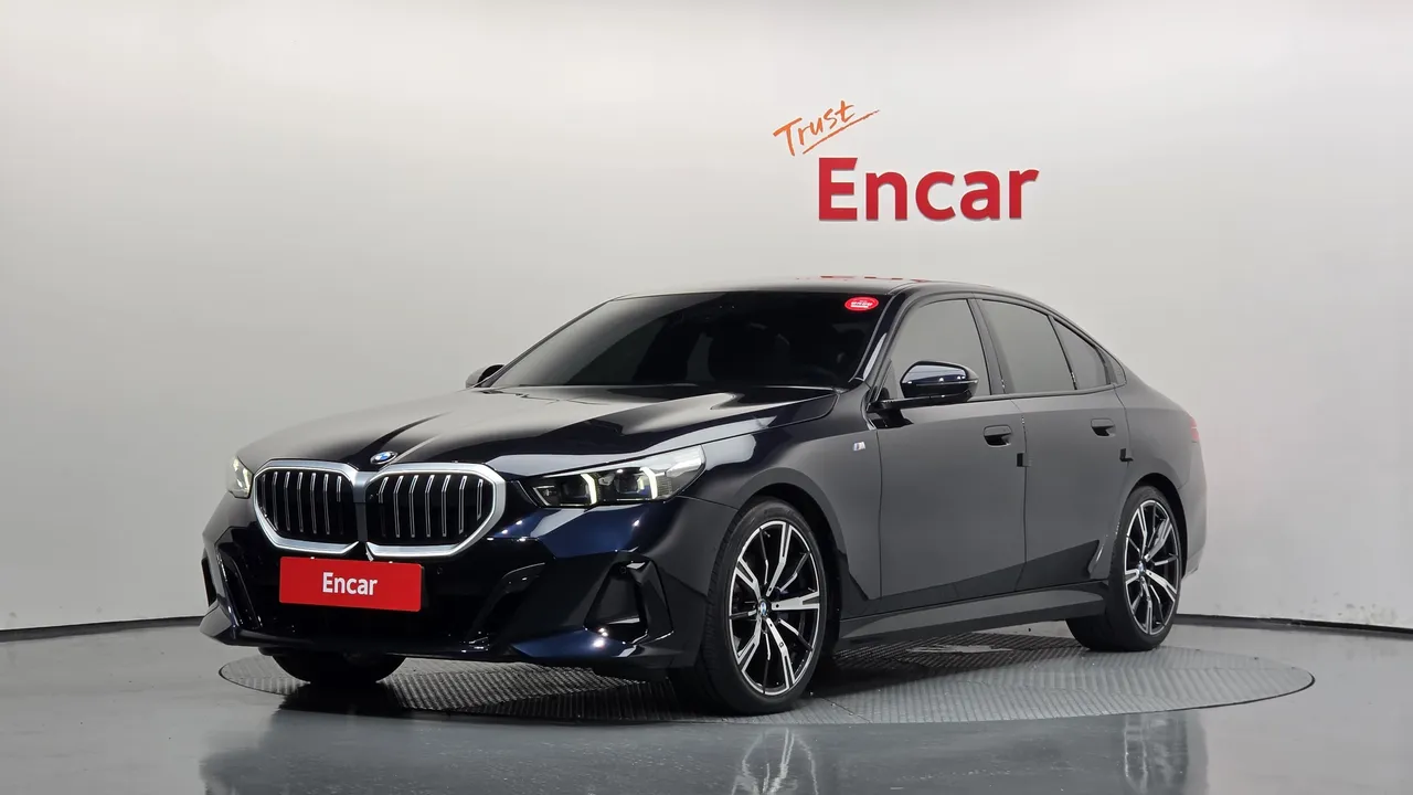 2024 BMW 5-Series 530i xDrive M Sport