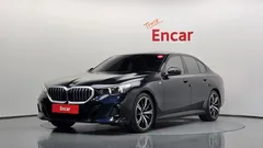 2024 BMW 5-Series 530i xDrive M Sport — фото 1