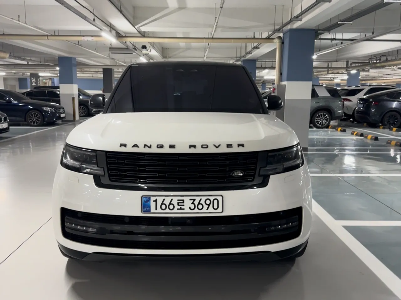 2023 Land Rover Range Rover P530 Autobiography Long Wheel Base