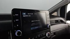 2022 Hyundai Staria Cargo 5-Seater — фото 15