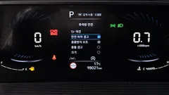 2022 Hyundai Staria Cargo 5-Seater — фото 20
