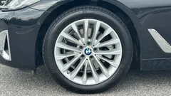 2023 BMW 5-Series 523d Luxury — фото 5