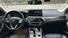 2023 BMW 5-Series 523d Luxury — фото 14