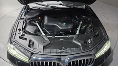 2023 BMW 5-Series 520i M Sport — фото 6