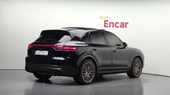 2023 Porsche Cayenne 3.0 PLATINUM EDITION — фото 2