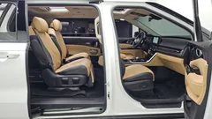2023 Kia Carnival Gasoline 7-Seater Signature — фото 12