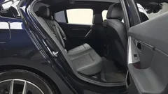 2024 BMW 5-Series 520i M Sport — фото 11