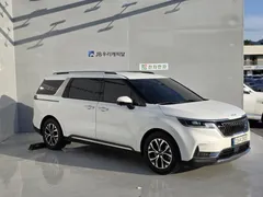 2023 Kia Carnival Diesel 9-Seater Noblesse — фото 3