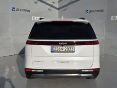 2023 Kia Carnival Diesel 9-Seater Noblesse — фото 4