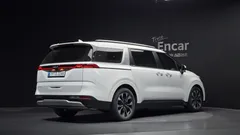 2023 Kia Carnival Diesel 9-Seater Prestige — фото 2