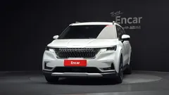 2023 Kia Carnival Diesel 9-Seater Prestige — фото 3