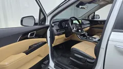 2023 Kia Carnival Diesel 9-Seater Prestige — фото 10