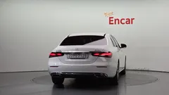 2022 Mercedes-Benz E-Class E350 4MATIC Avantgarde — фото 4