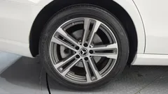 2022 Mercedes-Benz E-Class E350 4MATIC Avantgarde — фото 5