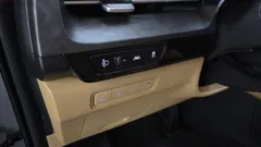 2023 Kia Carnival Diesel 9-Seater Signature — фото 13