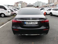 2023 Mercedes-Benz E-Class E250 AMG Line — фото 3