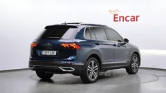 2022 Volkswagen Tiguan 2.0 TDI Prestige — фото 2