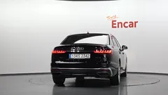 2021 Audi A4 35 TDI Premium — фото 4