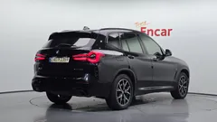 2023 BMW X3 xDrive 20i M Sports Pro — фото 2