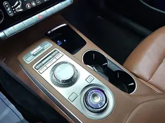 2023 Genesis GV70 2.5T Gasoline AWD — фото 8