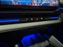 2024 BMW 5-Series 520i M Sport — фото 19