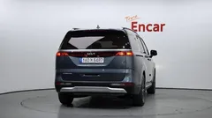 2022 Kia Carnival Diesel 9-Seater Prestige — фото 4