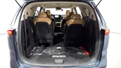 2022 Kia Carnival Diesel 9-Seater Prestige — фото 17
