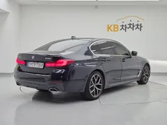 2022 BMW 5-Series 530i xDrive M Sport Package — фото 4