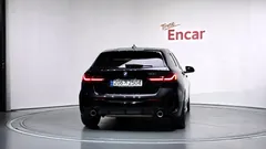 2023 BMW 1-Series 120i M Sports — фото 4