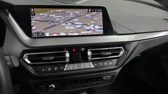 2023 BMW 1-Series 120i M Sports — фото 13