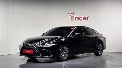 2023 Lexus ES Executive