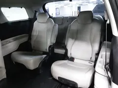 2023 Kia Carnival Diesel 9-Seater Noblesse — фото 16